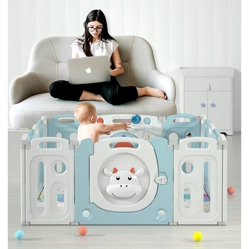 Quây Cũi Nhựa Cho Bé VBABY - Gấp Gọn Hình Bò & Hình Gấu