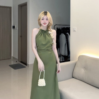 Đầm maxi yếm cut out lưng dáng dài dạo phố