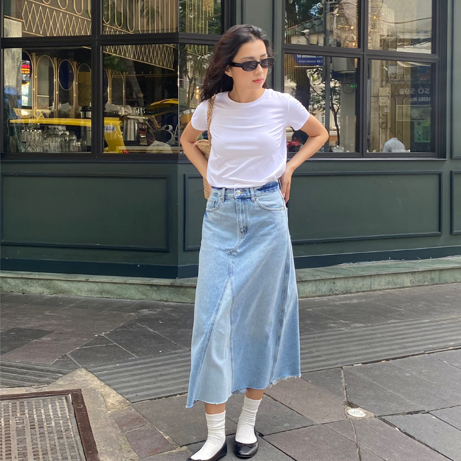 TheBlueTshirt - Chân Váy Midi Màu Nhạt - 1970s Denim Midi Skirt - Faded Blue Wash