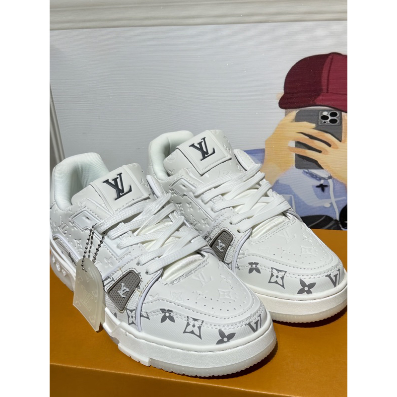 Giày luxury lv trắng dập logo nam nữ