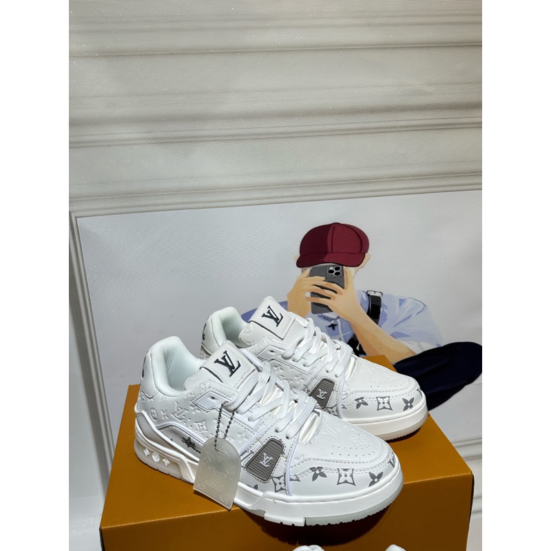 Giày luxury lv trắng dập logo nam nữ