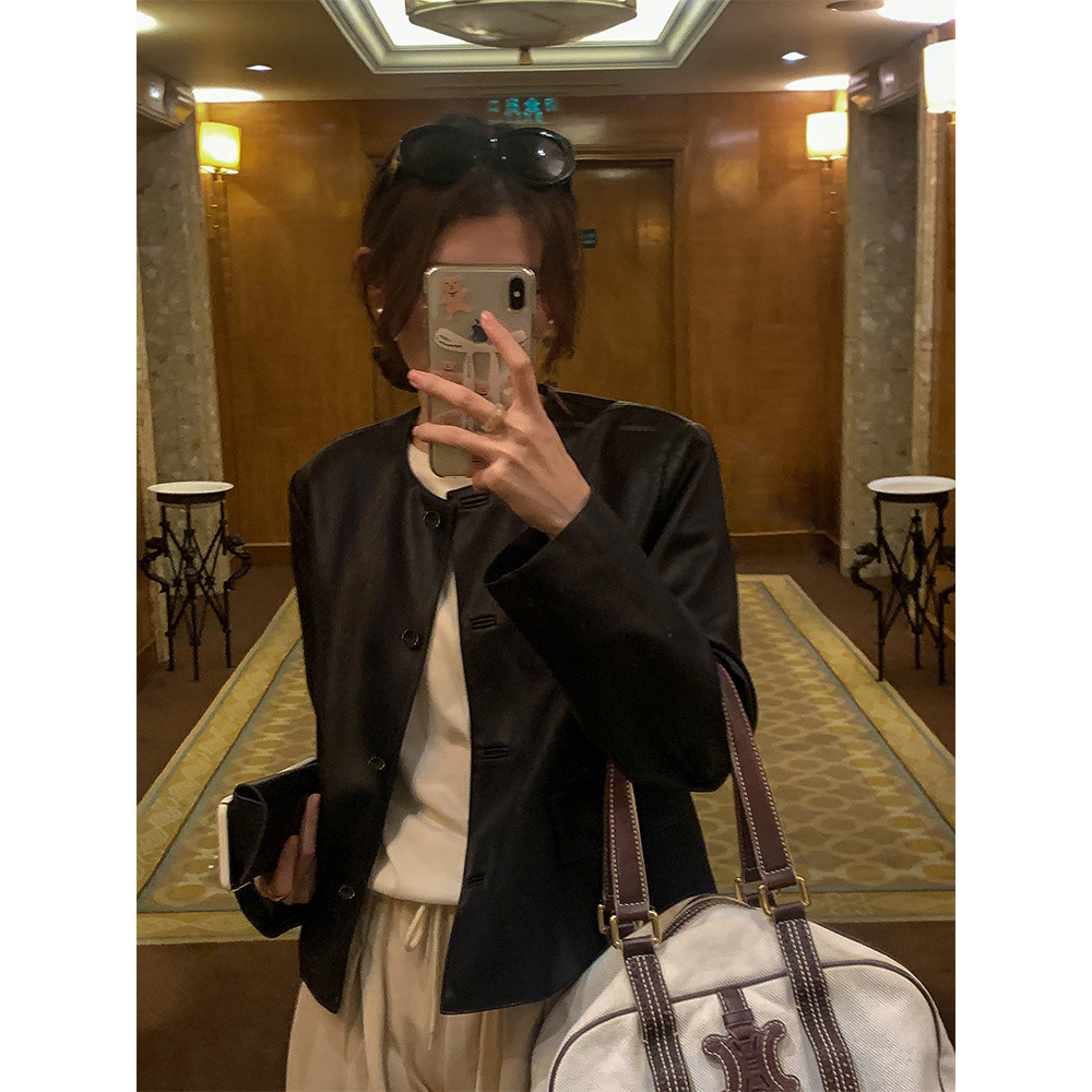 Áo khoác da nữ VIZAKEY thời trang, phong cách hàn quốc, mẫu mới nhất | BigBuy360 - bigbuy360.vn