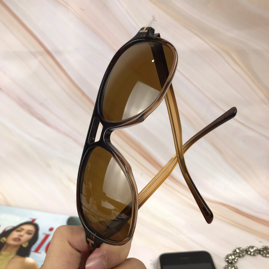 Kính Mát Tomford Chính Hãng Qua Sử Dụng, Thiết Kế Gọng Nhựa Loang Màu Cực Phong Cách