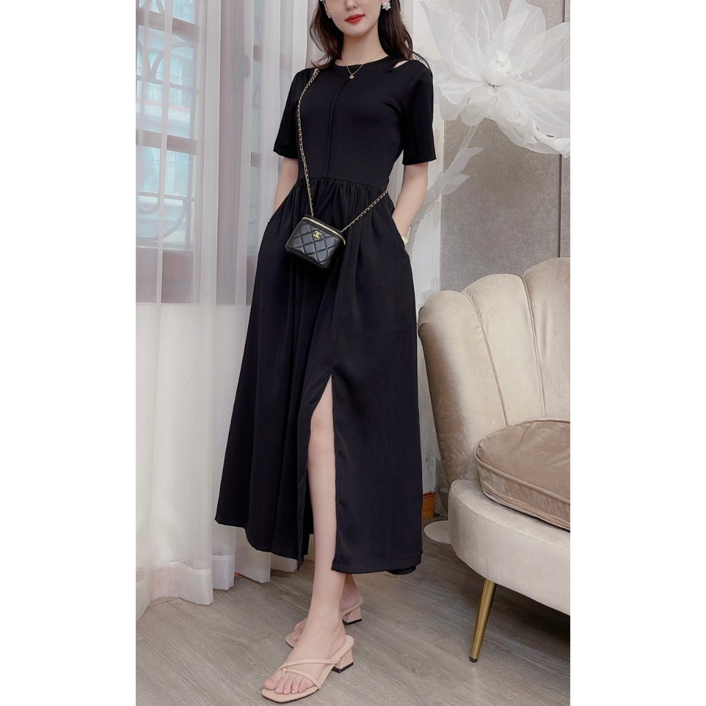 Váy khoét vai dáng dài xẻ bên