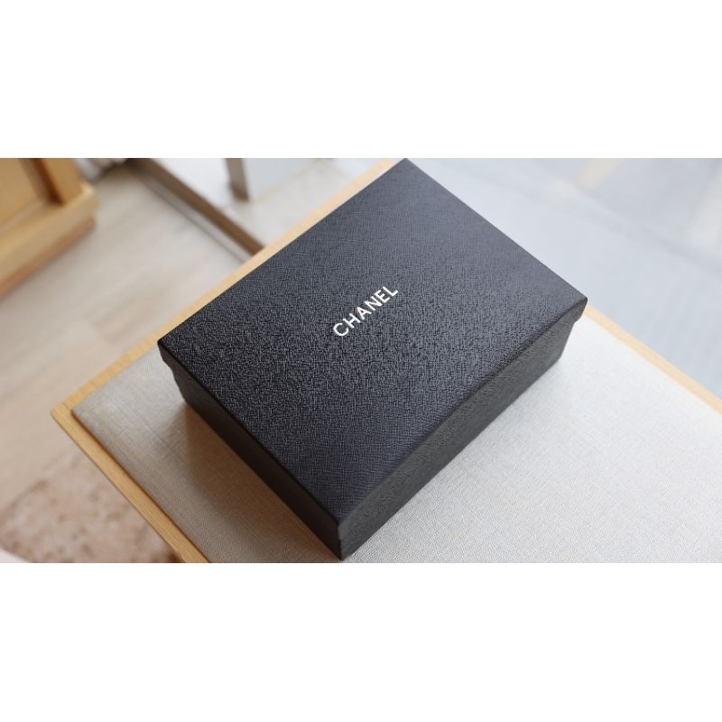 Túi xách dành cho nữ Shopping da bóng khóa bạc sz25cm kèm hộp