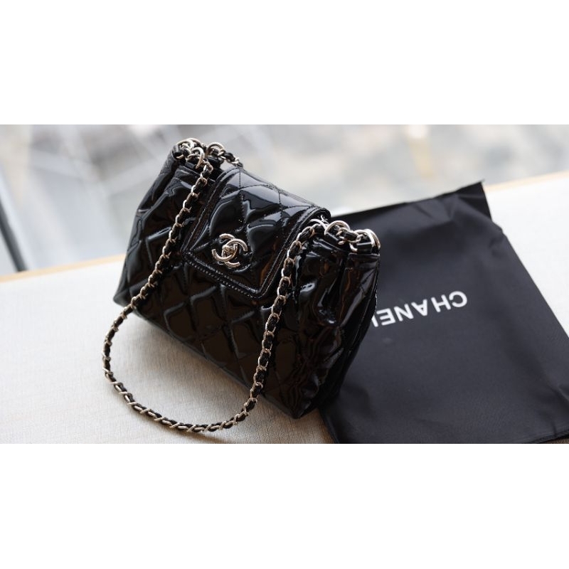 Túi xách dành cho nữ Shopping da bóng khóa bạc sz25cm kèm hộp