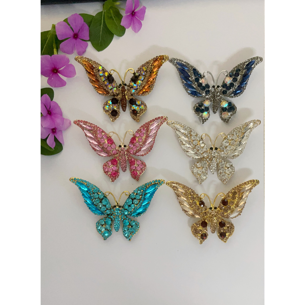 Charm bướm chúa gắn dép havainas
