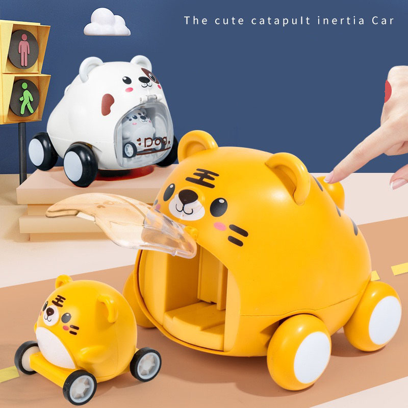 Xe ô tô đồ chơi hình chú gấu dễ thương