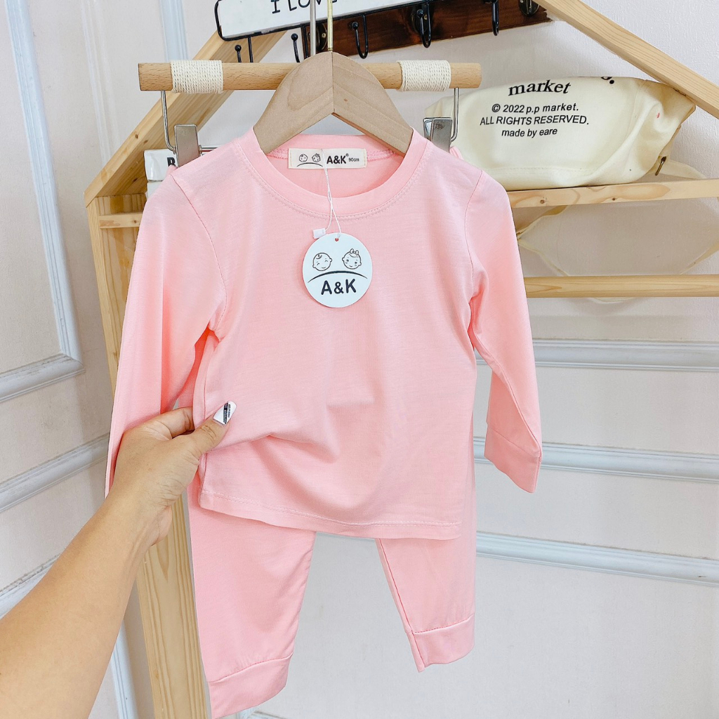 Bộ dài tay trơn bo nhẹ nhàng đơn giản, minky thun lạnh vải mềm mịn cho bé trai và bé gái M.tron3590