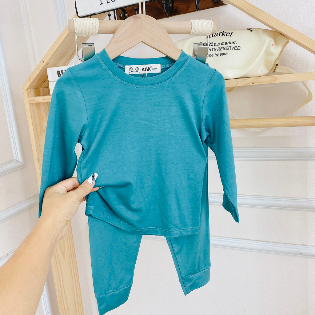 Bộ dài tay trơn bo nhẹ nhàng đơn giản, minky thun lạnh vải mềm mịn cho bé trai và bé gái M.tron3590