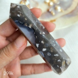Trụ đá black flower agate mã não hoa đào màu đen