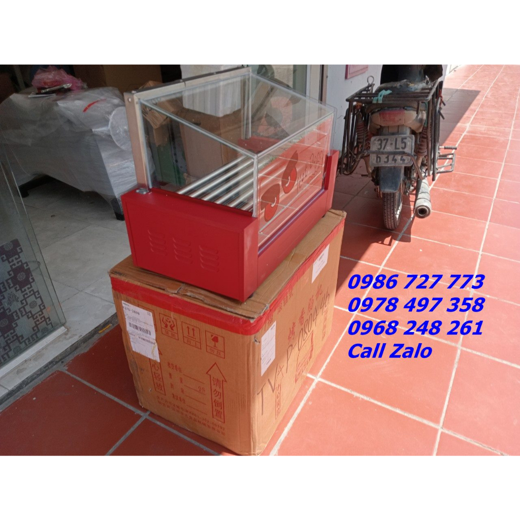 Giá sập sàn máy nướng xúc xích 7 thanh kính thẳng verly bao nhiêu