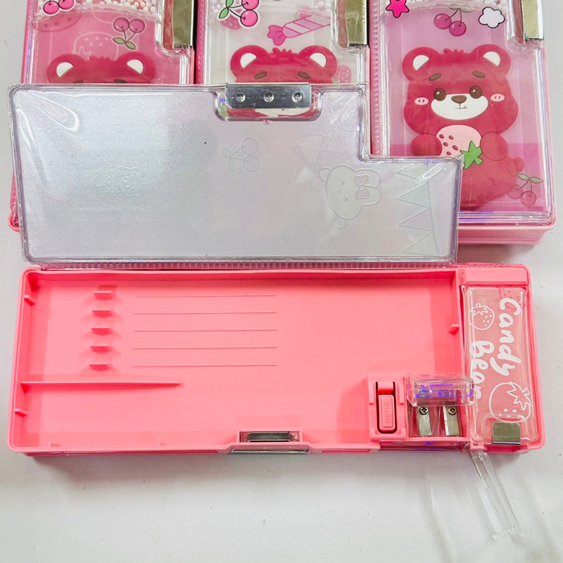 Hộp bút hít gấu dâu