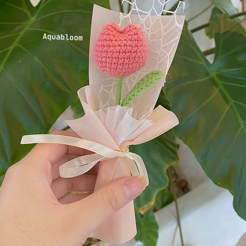 CÓ SẴN - Bó hoa tulip len handmade