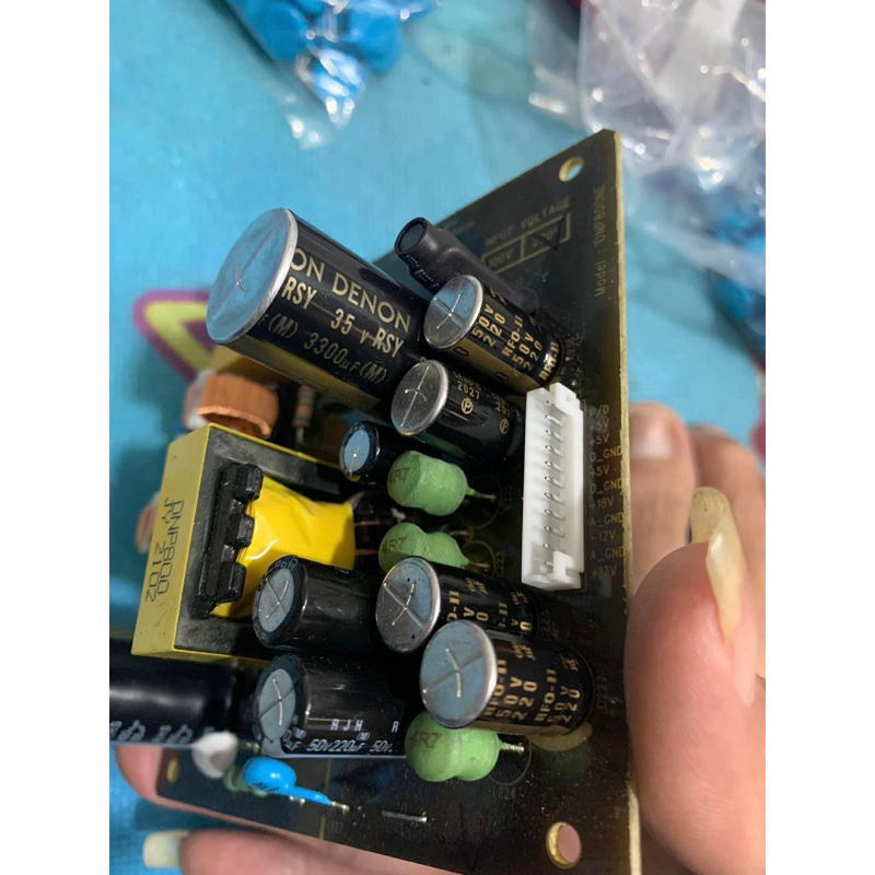 MẠCH NGUỒN 220V Điện ra : 5V 2A , +- 12V 0.3A , 18V 0,05A