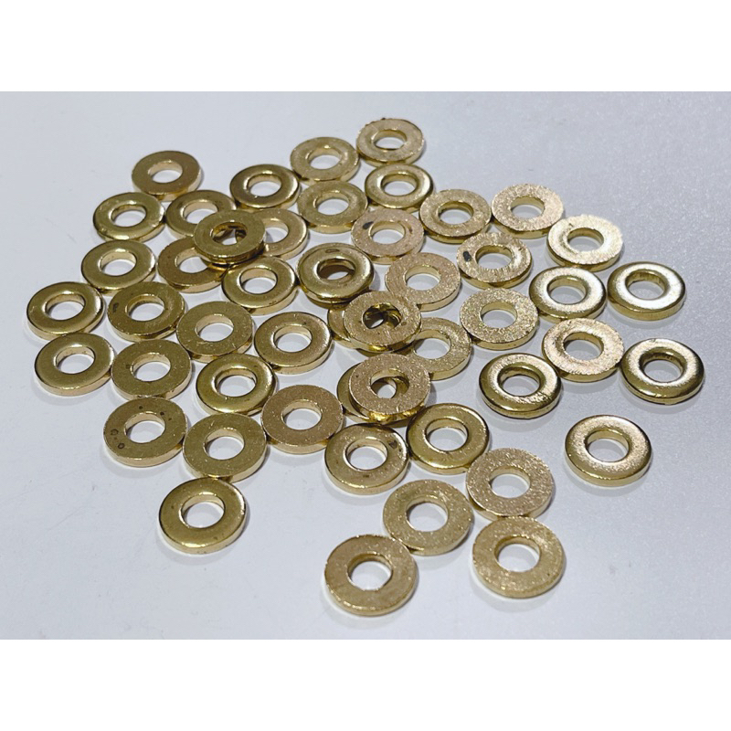 Lông đền thau màu vàng lỗ 6li 7li 8li 10li , vòng đệm phẳng thao vàng dày 2mm chất liệu không gỉ