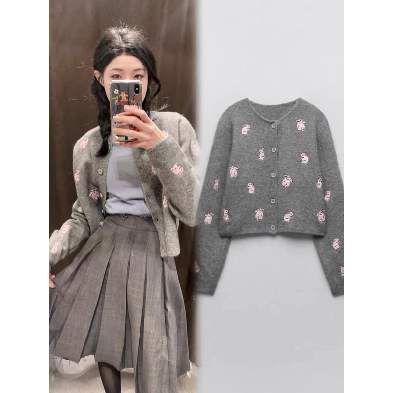 Khoác len thỏ thêu Zr