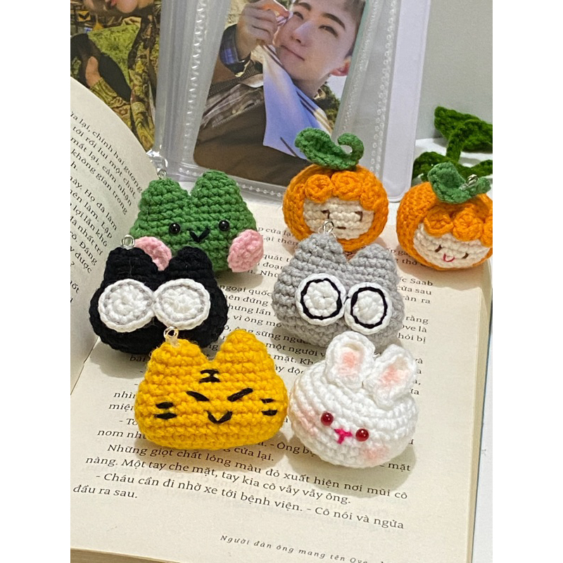 Móc khoá len Seventeen cute