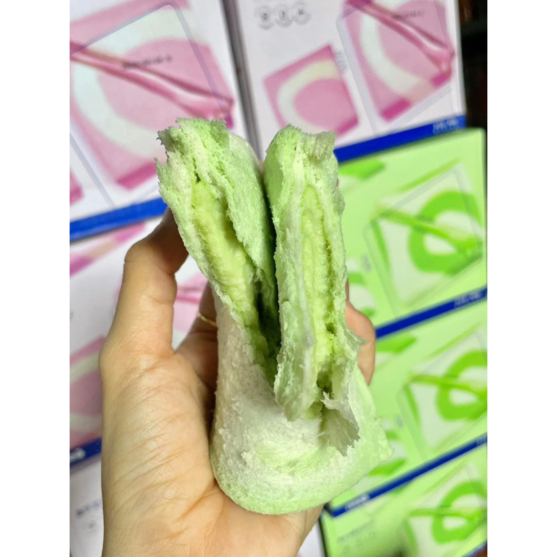 Bánh mì sanwich kem bơ /bơ thật thơm béo/1 thùng 8 cái