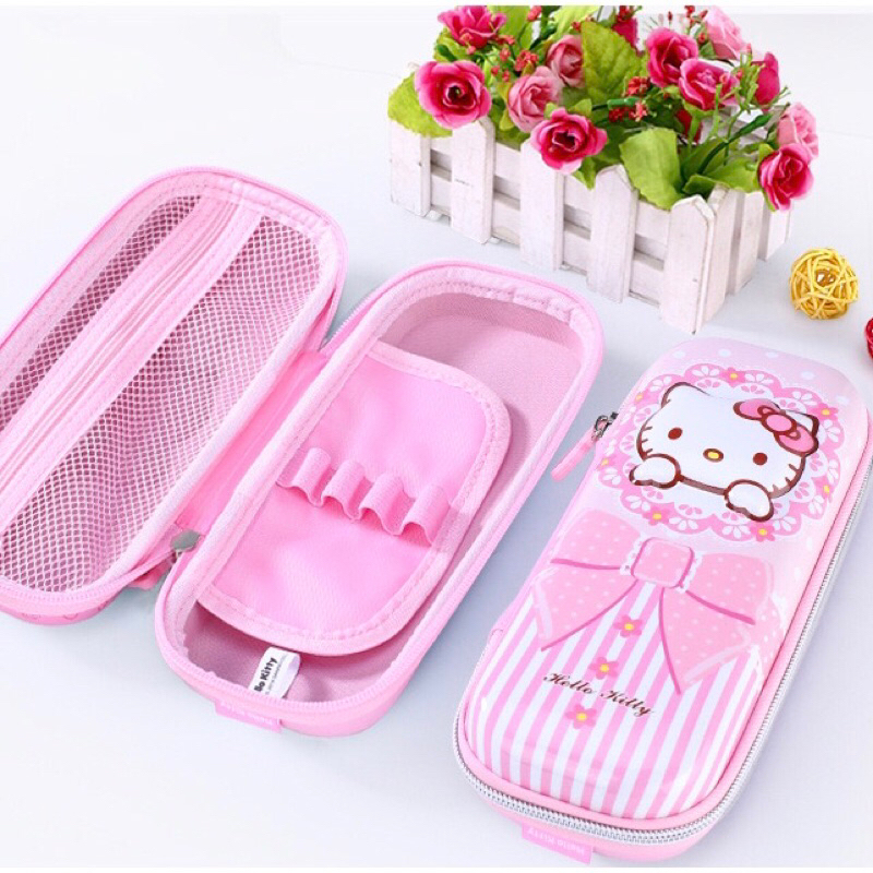 Hộp bút viết 3D Hello Kitty cho bé