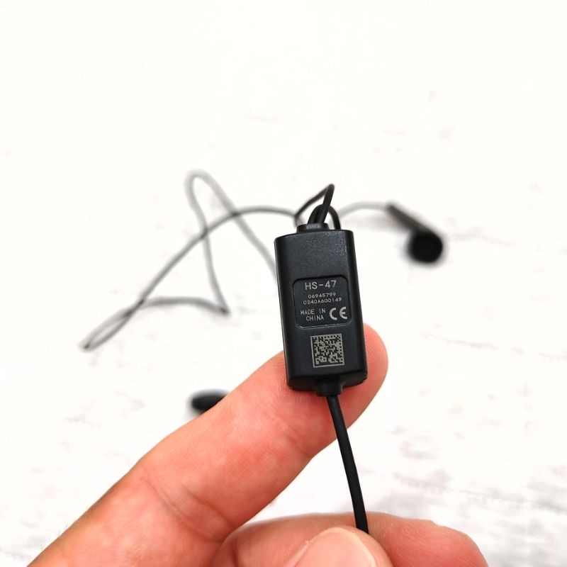 TAI NGHE NOKIA CHÂN CẮM 2.5MM - TUƠNG THÍCH NOKIA 5200-5300-6300-6500S-E71-E9500 ..V.V..