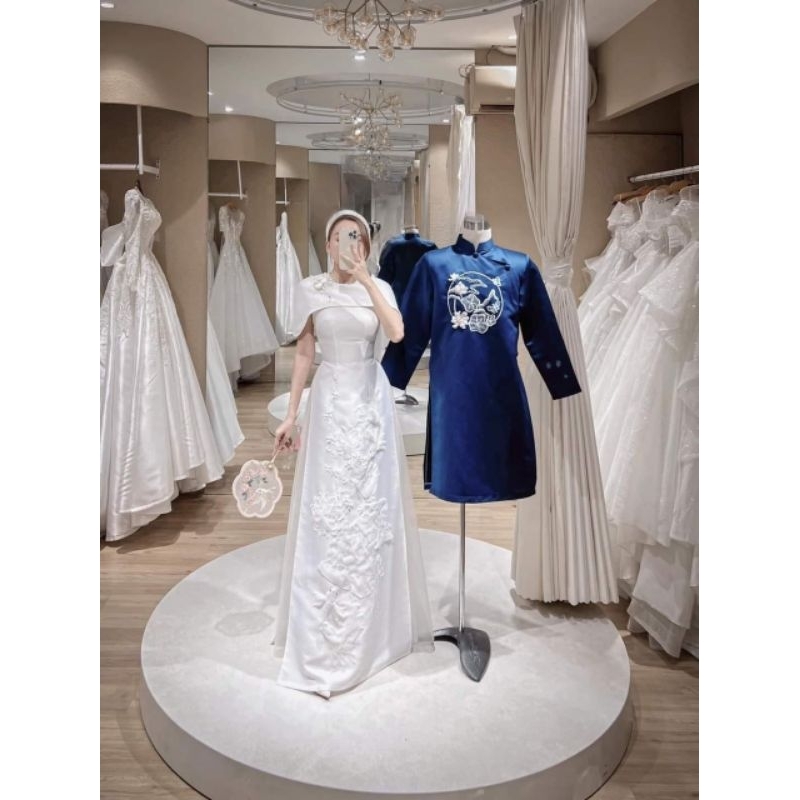 Áo dài nam xanh thêu hoa sen tiệc hỏi cưới