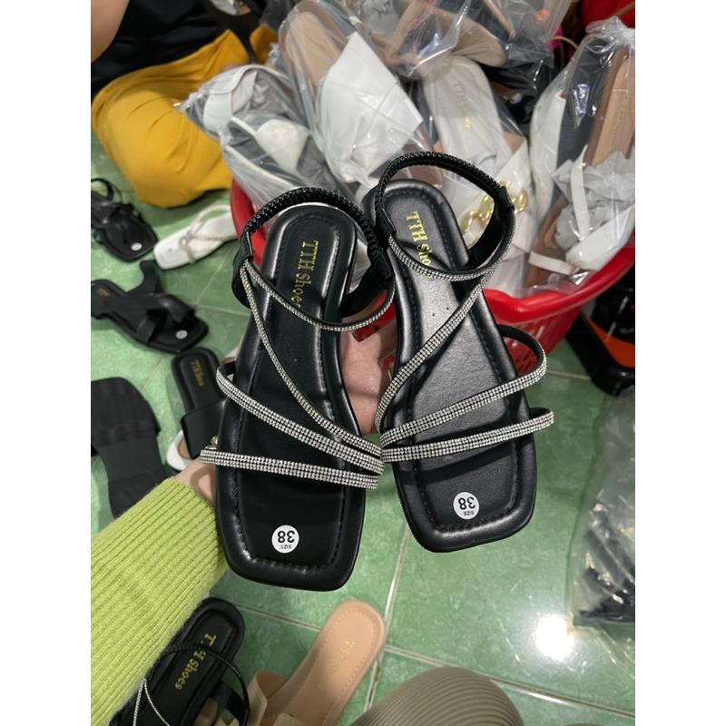 Dép bệt nữ quai xăng Đan phối dây đính đá có bigszie từ 35 đến 45