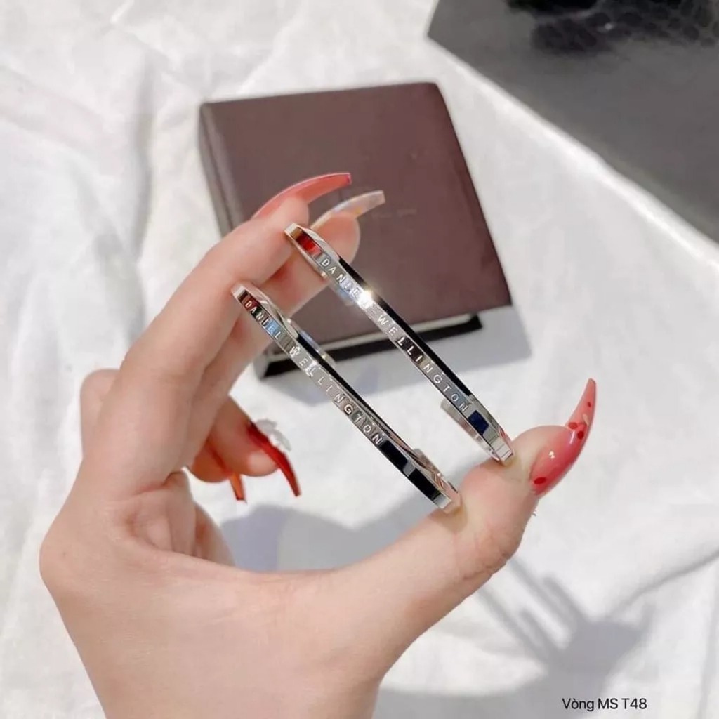 Vòng tay nam nữ dạng cuff chất liệu titan không rỉ sét