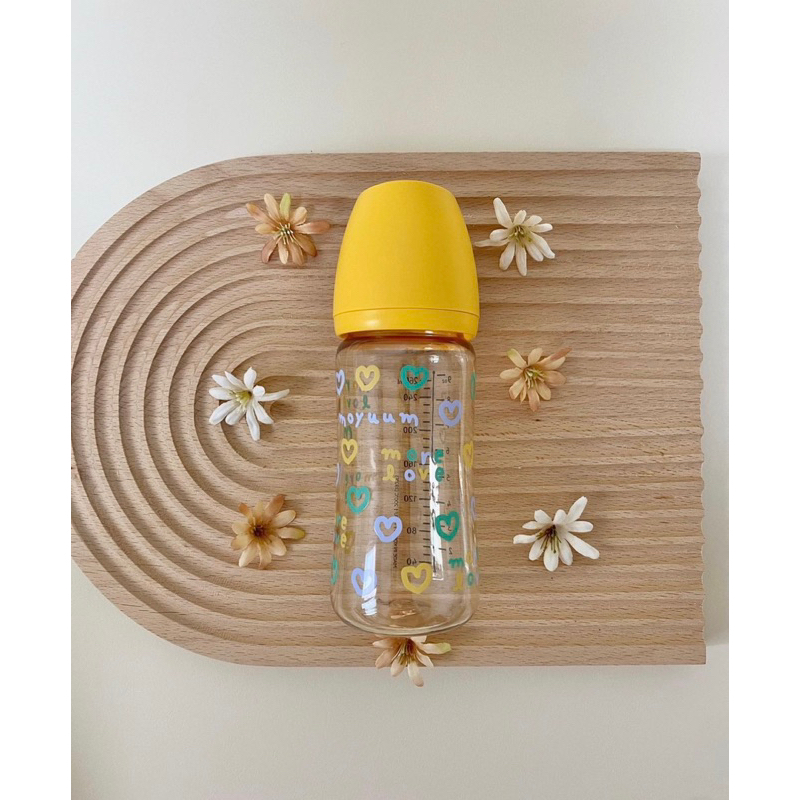 Bình sữa Moyuum phiên bản Trái tim Morelove