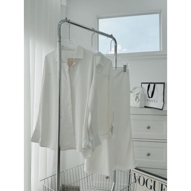 SET SƠ MI TRẮNG OVERSIZE + CHÂN VÁY MIDI
