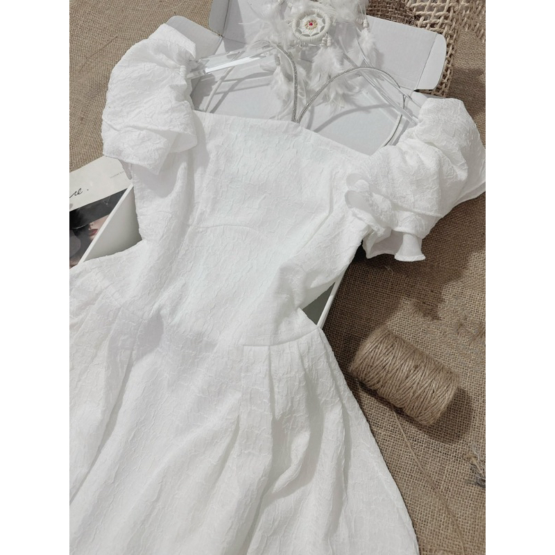 Đầm thiết kế dự tiệc tiểu thư