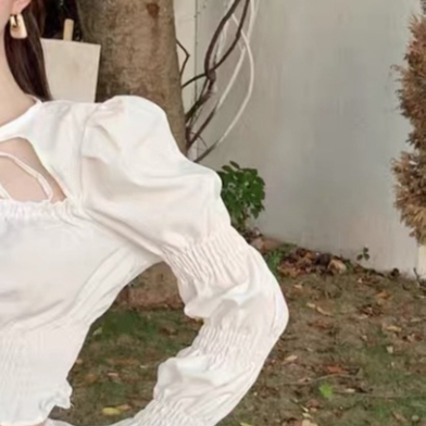 Quần Short Nam Louboutin Chữ In Kim Tuyến Cực Nét - Chất Liệu Umi Form Dáng Thời Trang Hot Trend 2023 | BigBuy360 - bigbuy360.vn