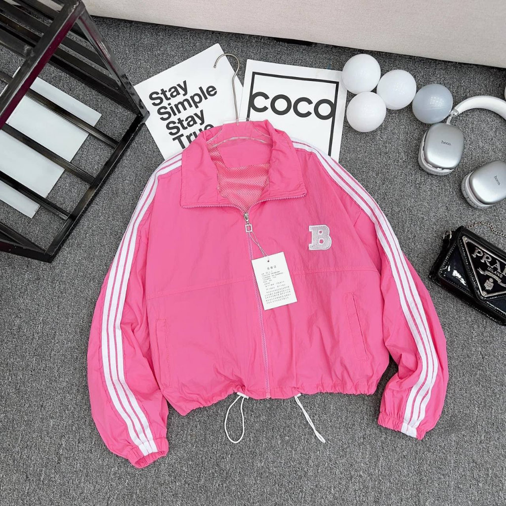 Áo Khoác Gió Nữ Dáng Croptop Logo thêu chữ B tay nhún Ulzzang dây rút gấu 2 lớp dày dặn - Phối Đồ Siêu Xinh