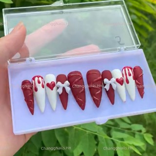 Nailbox thiết kế changgnails màu đỏ cherry đính nơ