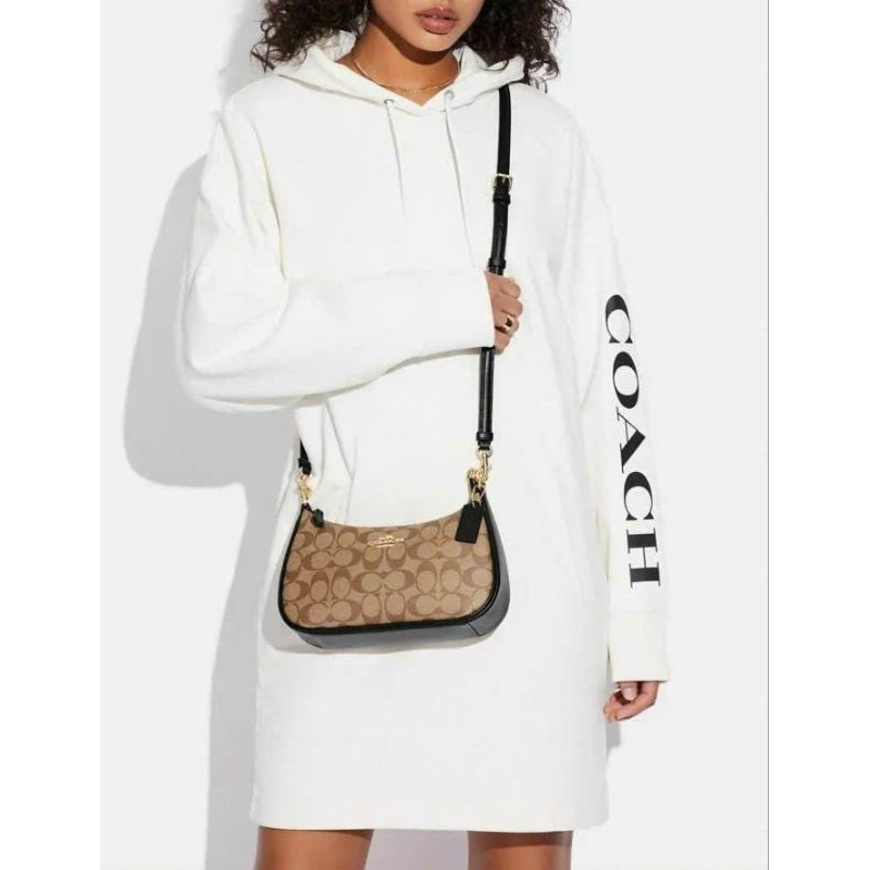 Túi C0ach teri dáng thuyền kẹp nách sang chảnh