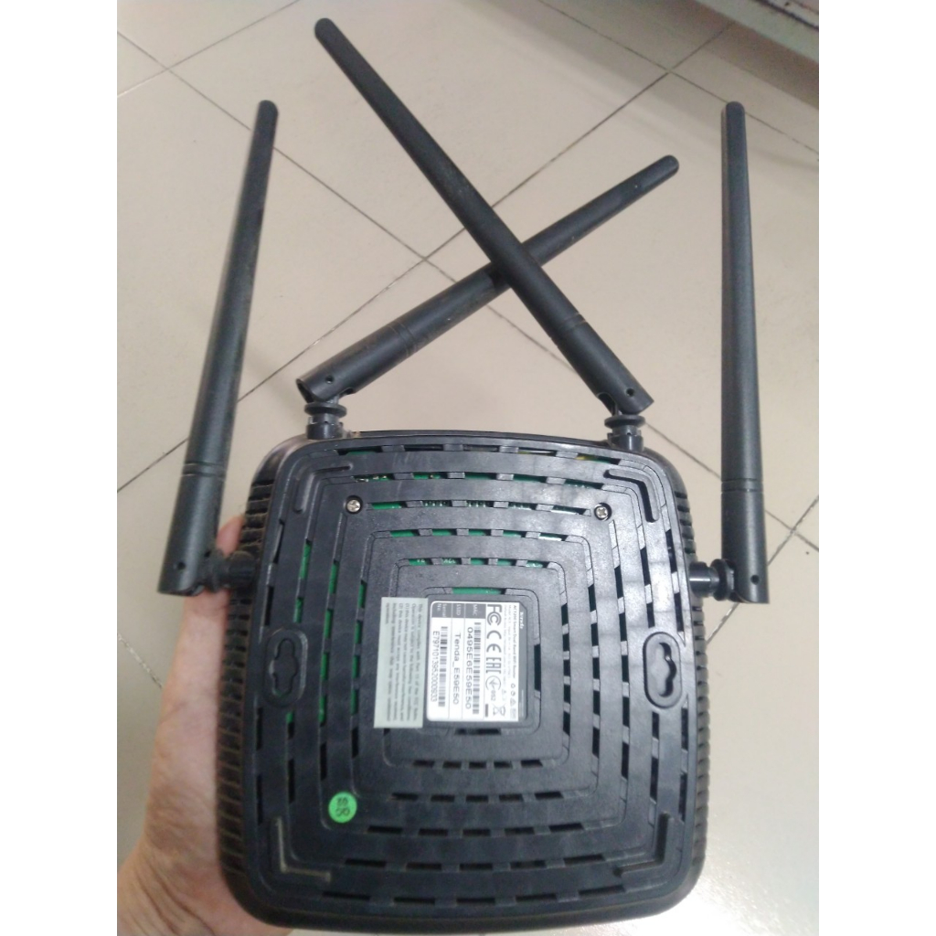 Bộ Phát Wifi Chuẩn AC1200 Tenda AC5