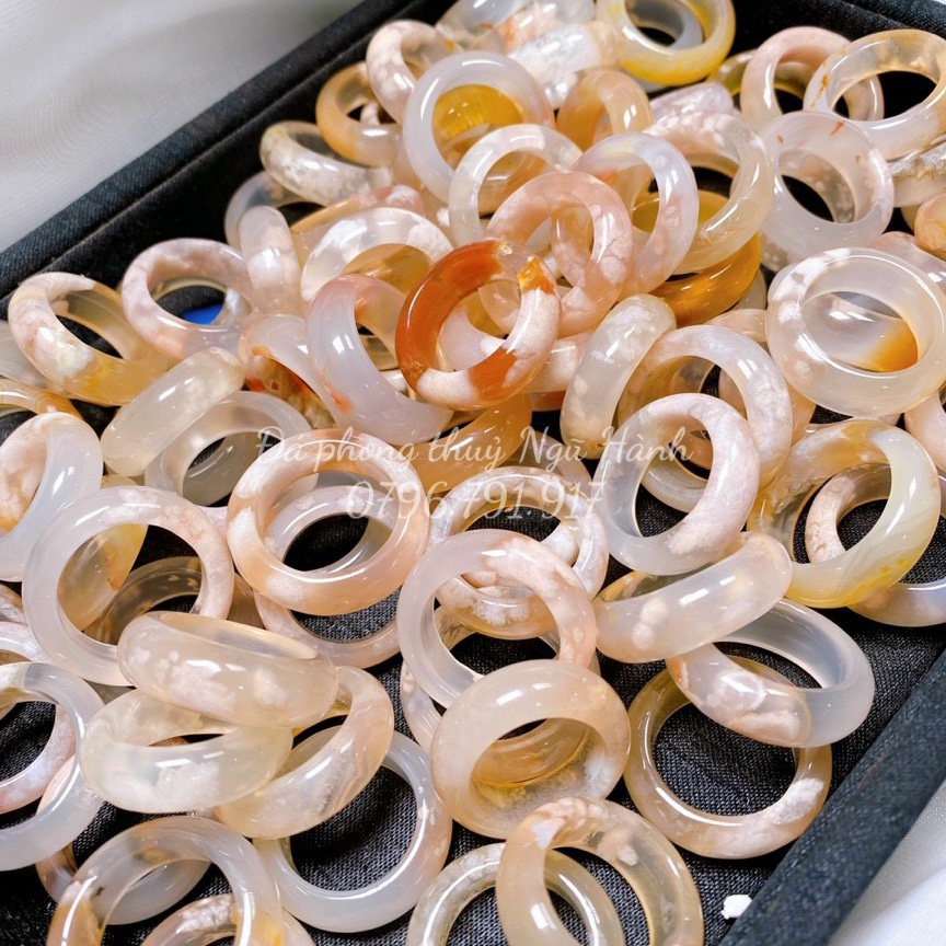 Nhẫn đá hoa anh đào hàng đẹp kiểm định