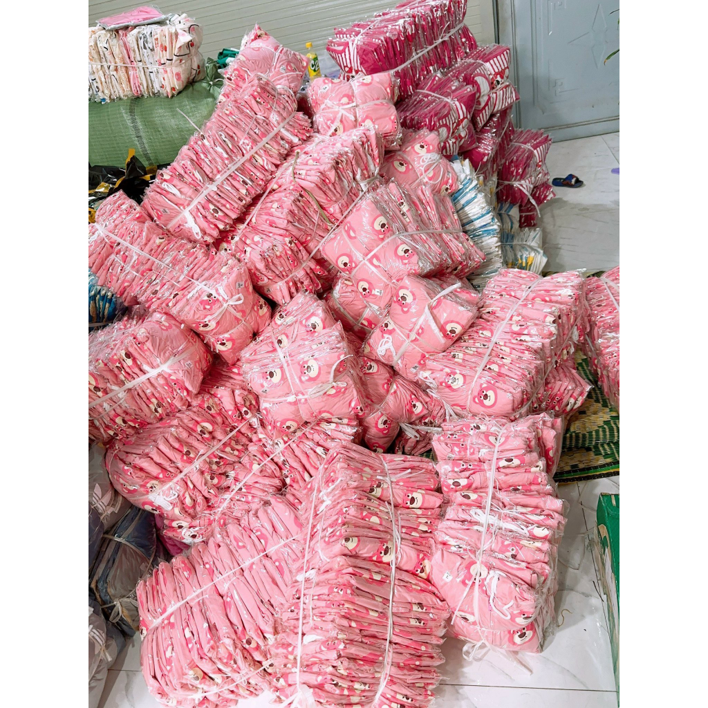 Set áo khoác gấu dâu lotso xinh xắn cho mẹ và bé 8-65kg