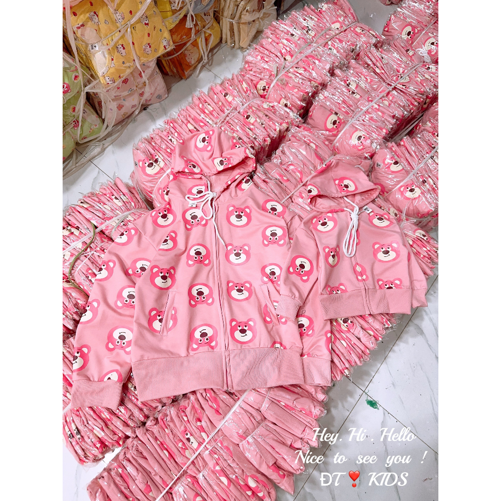 Set áo khoác gấu dâu lotso xinh xắn cho mẹ và bé 8-65kg
