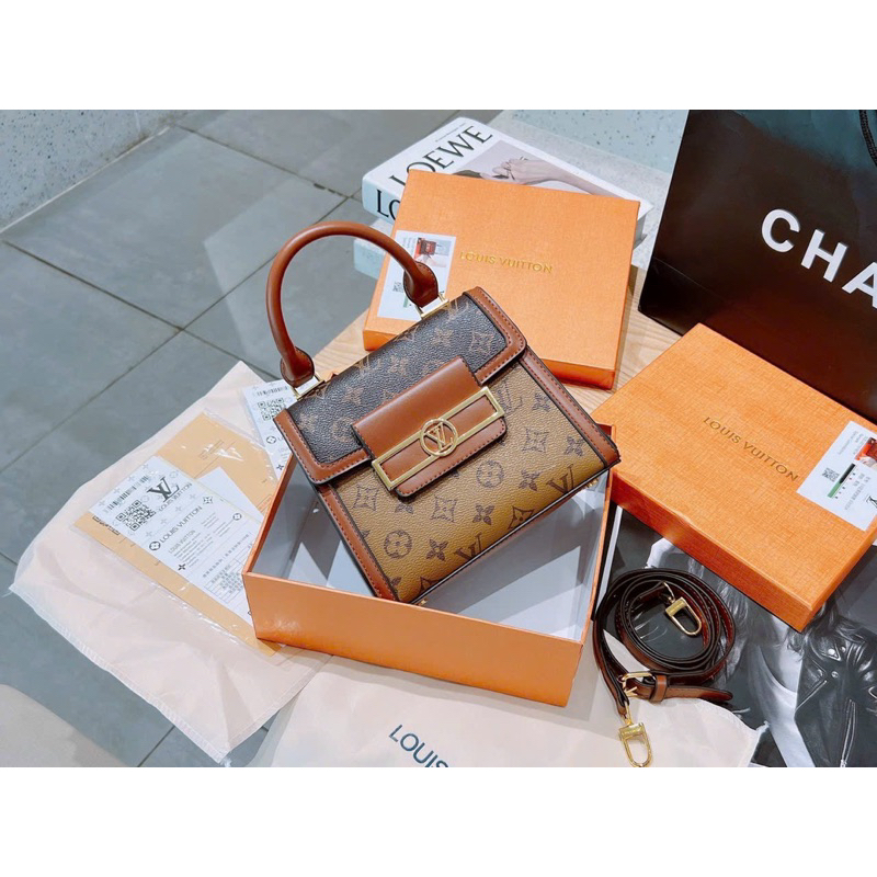 Túi Xách Cầm Tay Sang Không Kén Tuổi Full Box Nguyên Hộp QMSTX08