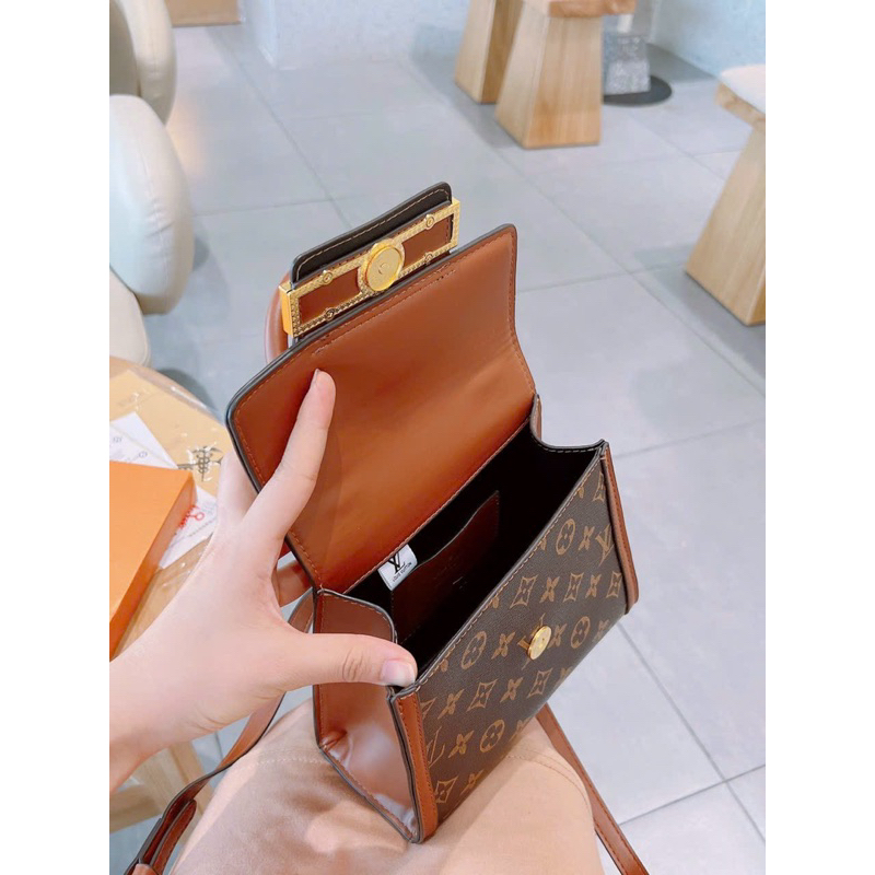 Túi Xách Cầm Tay Sang Không Kén Tuổi Full Box Nguyên Hộp QMSTX08