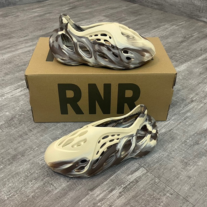 Sneaker Yz FOAM Runner