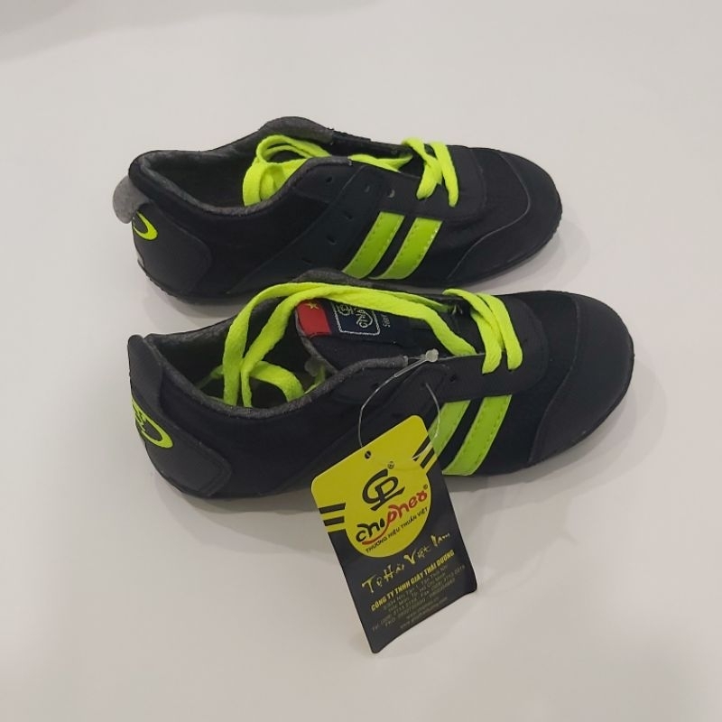 Giày Bóng Đá trẻ em Chí Phèo 004C Đen phối