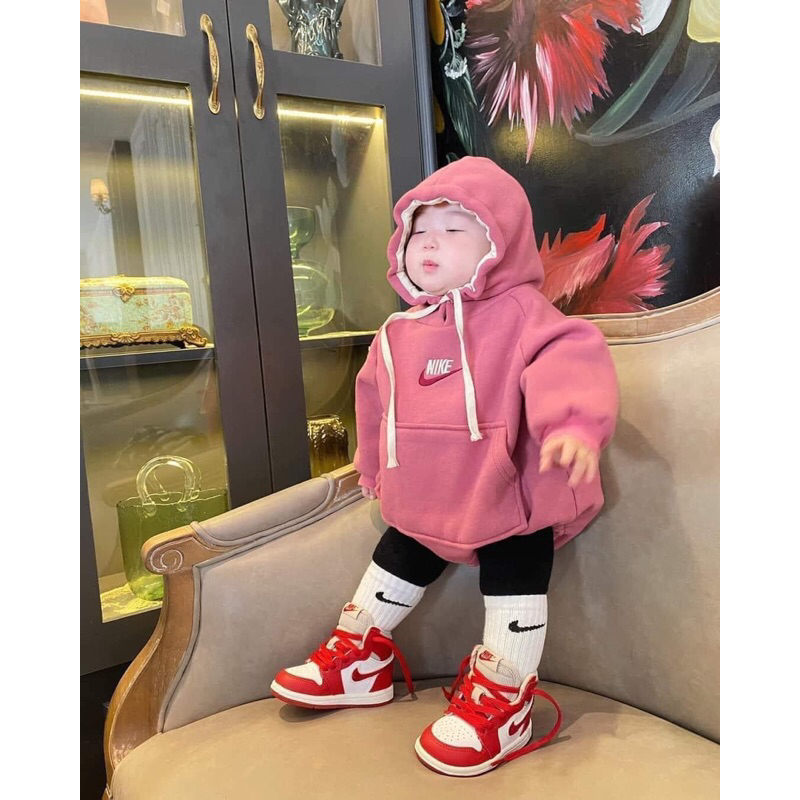 Bộ Áo Liền Quần Mùa Đông Bằng Lông Cừu Có Mũ Trùm In Chữ cho Bé