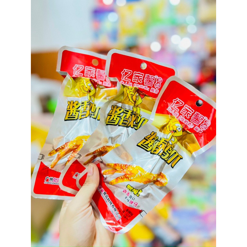 chân gà cay tứ xuyên