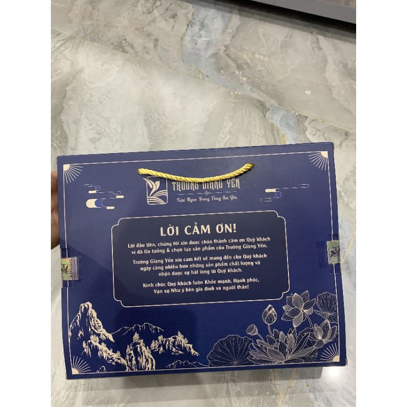 SÉT QUÀ 6 HŨ YẾN TRƯỜNG GIANG