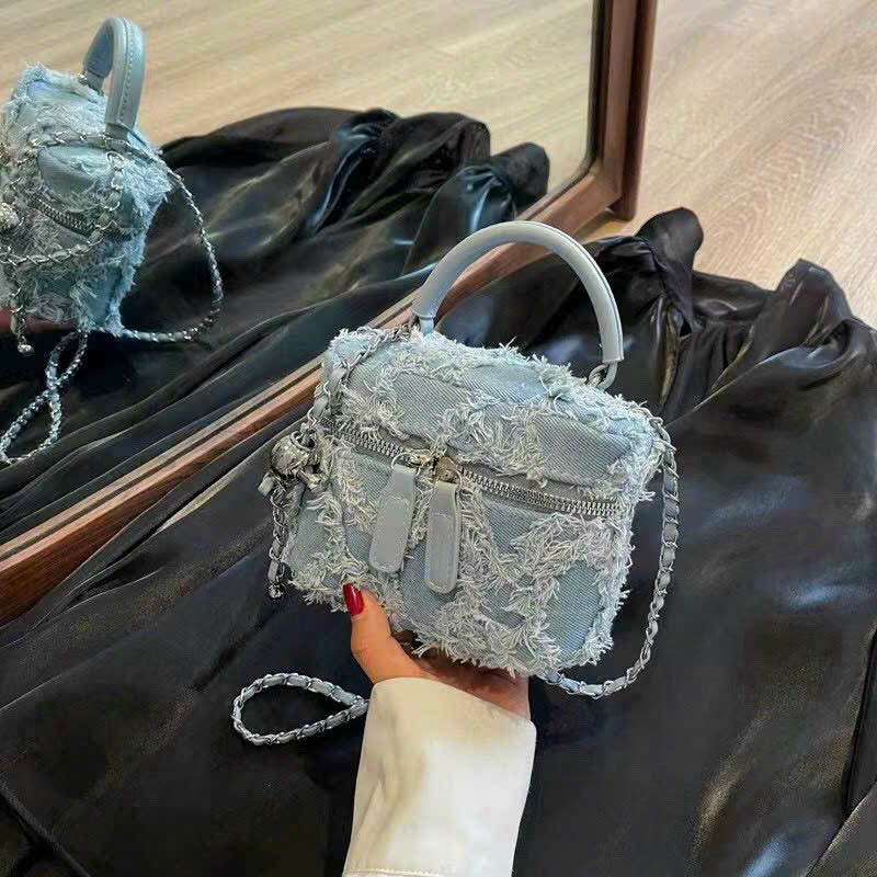 Túi mini, túi đeo chéo cầm tay vải bò hoạ tiết quả quả chuông , thời trang nữ