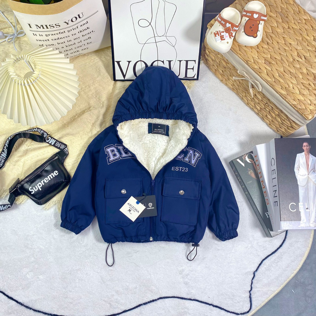 Áo khoác gió cho bé Trai chất liệu vải gió bên trong lót lông hàng QC- Áo khoác bé trai Shop Sam Ú từ 10-25 Kg AKG1