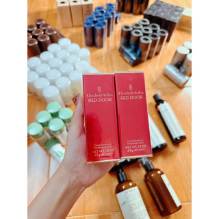 Lăn nách trà xanh elizabeth arden red door