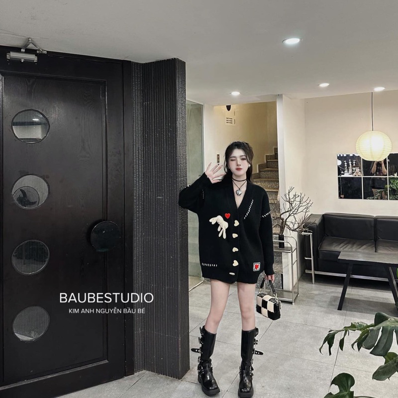 Áo Khoác Cadigan Len Tim Kèm Gấu Hot Hit